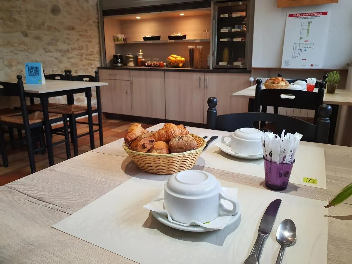 Logis Hotel Restaurant L'Escarbille Saint-Martin-dʼArdèche